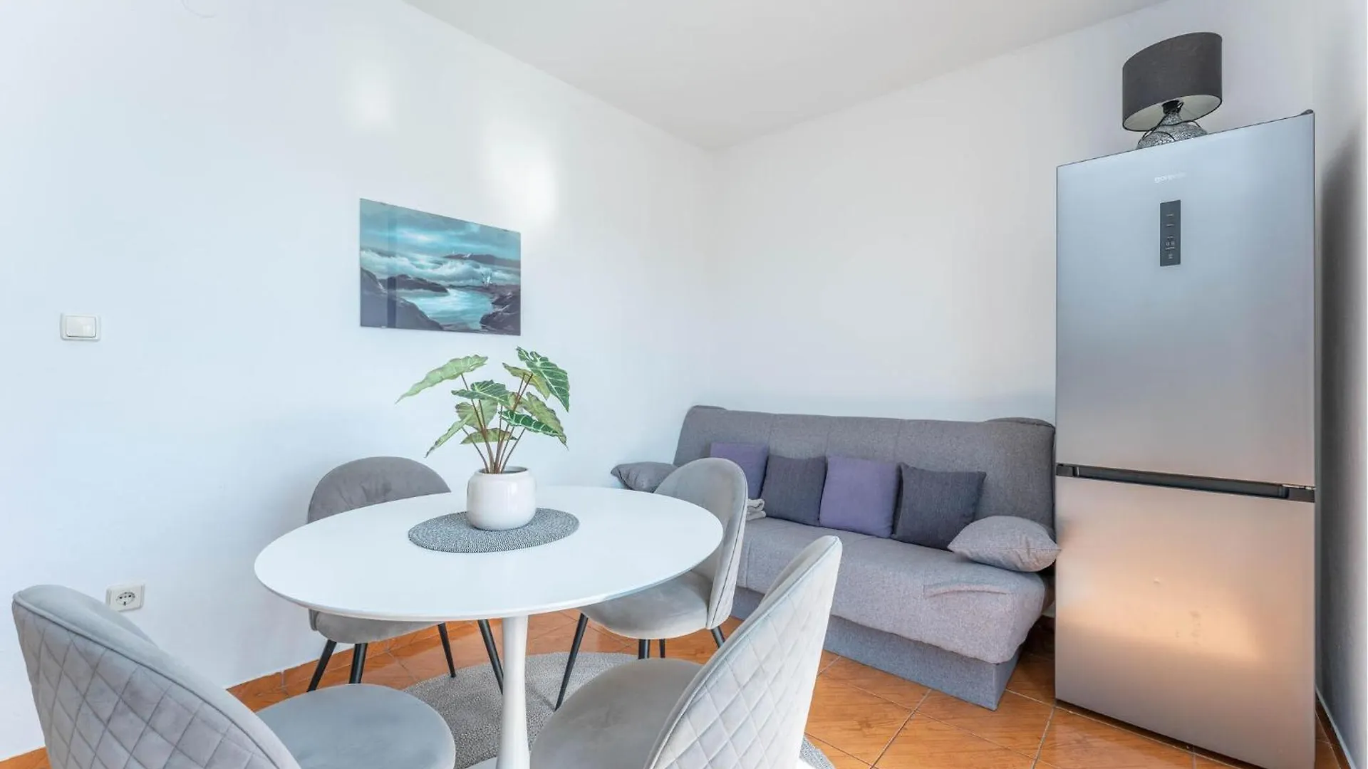 Awesome Apartment In Bibinje With Wifi 0*,